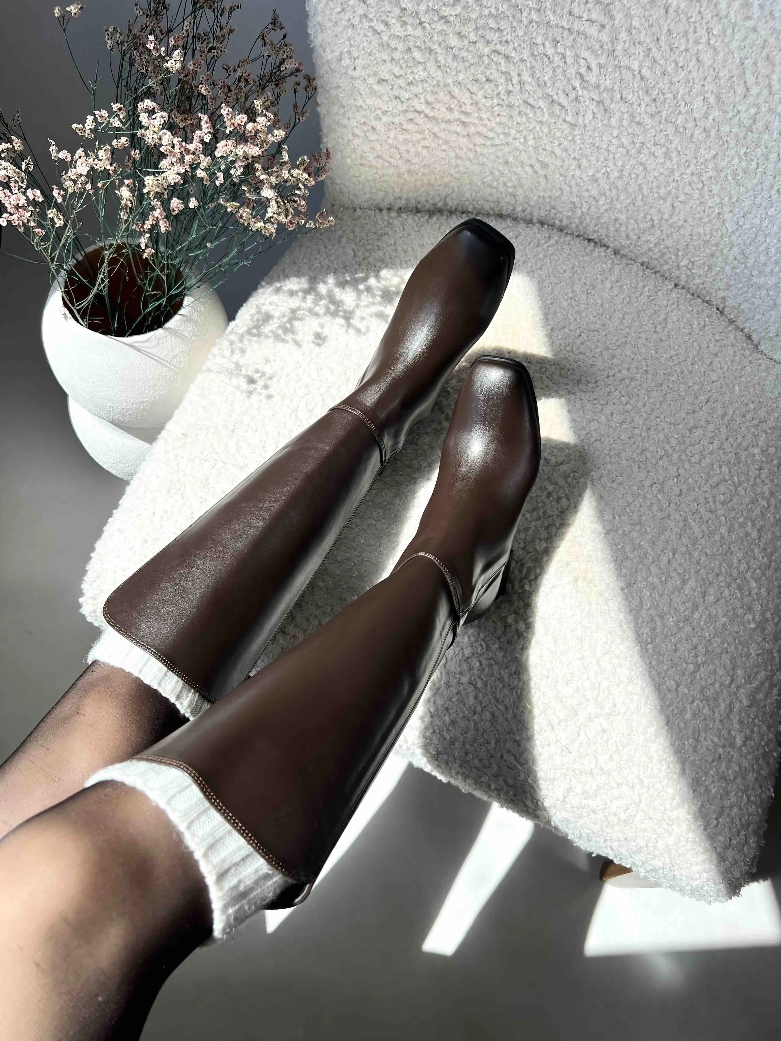 بوت بلند لورا